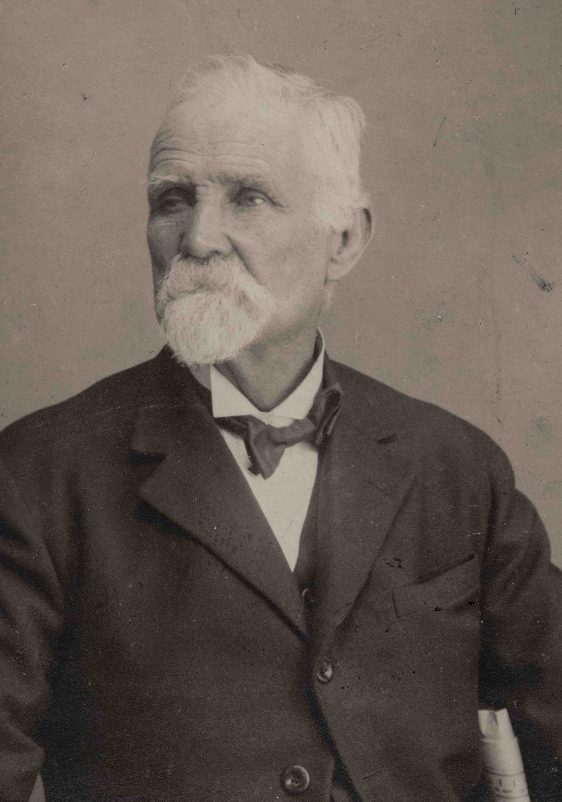 William D.T. MacDonald y Janet (alt)